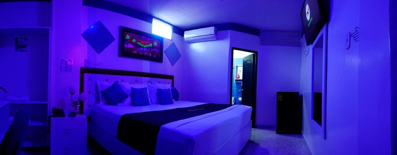 Hotel Luna Azul Florencia  Exteriér fotografie